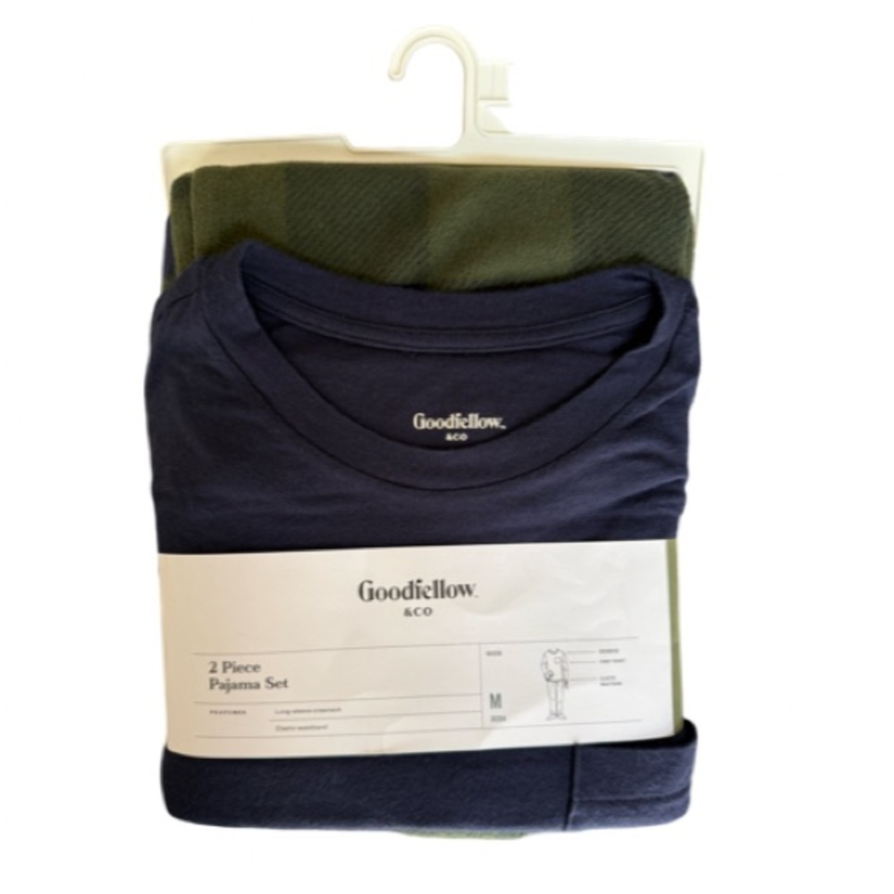 NWT Goodfellow & Co Men’s Navy Blue and Green Fleece Long Sleeve Pajama Set